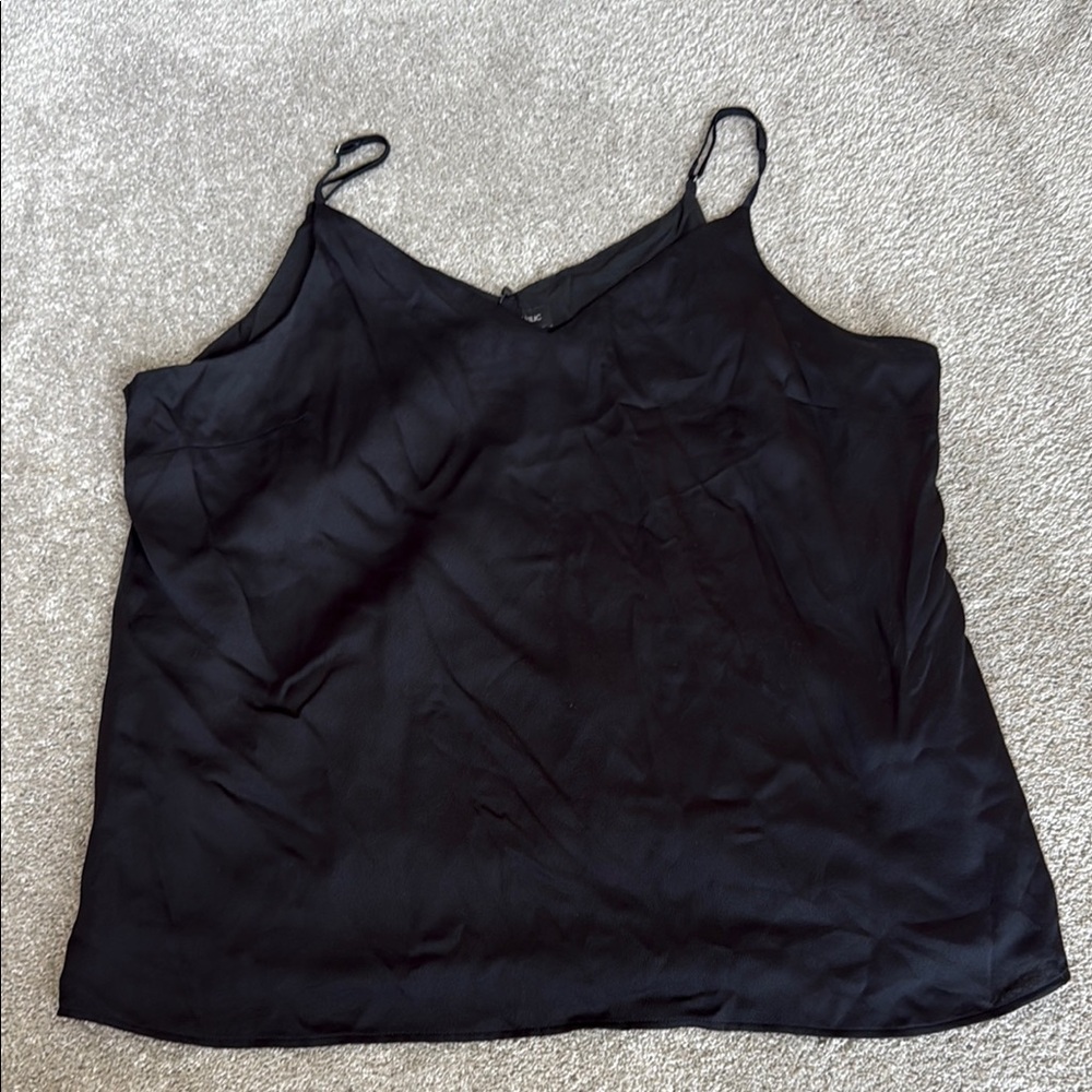 Banana Republic Black Sleeveless Fitted Camisole
